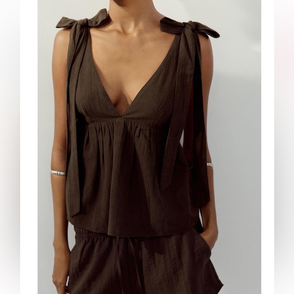 NWT Zara Brown Tie-Shoulder Top
